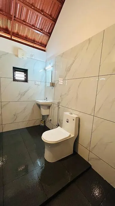 וילה וואיאנאד Aadhya Homestay 4Bhk