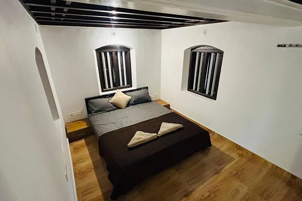 וואיאנאד Aadhya Homestay 4Bhk וילה