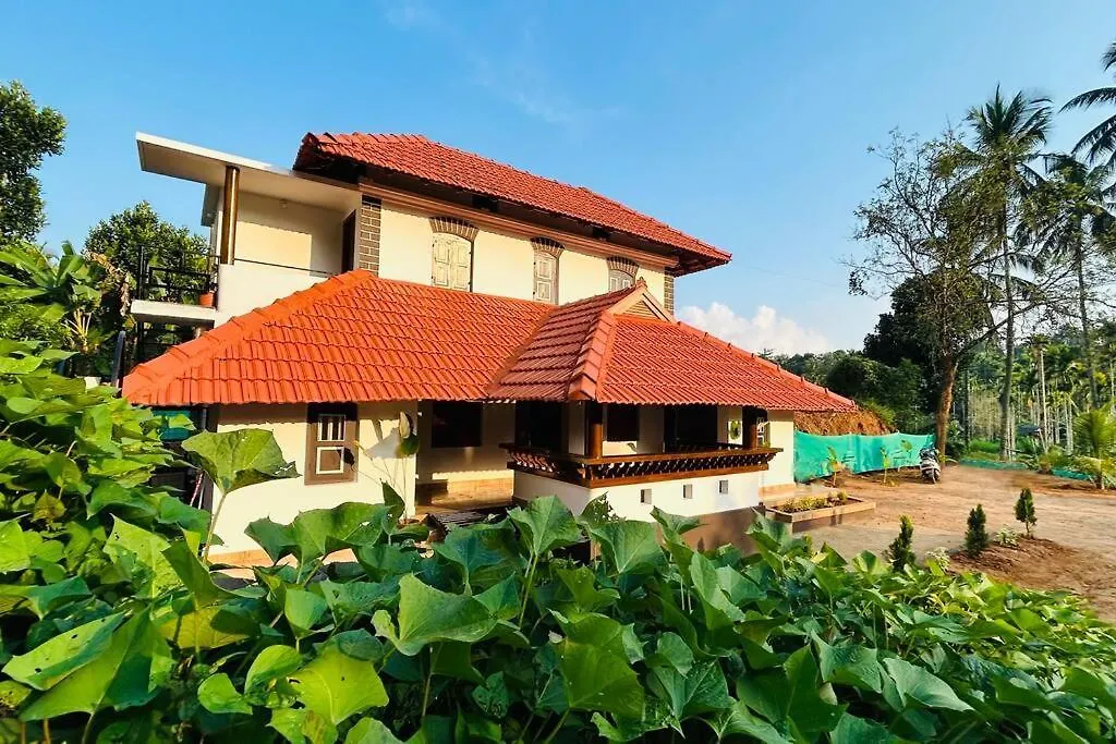 וואיאנאד Aadhya Homestay 4Bhk וילה
